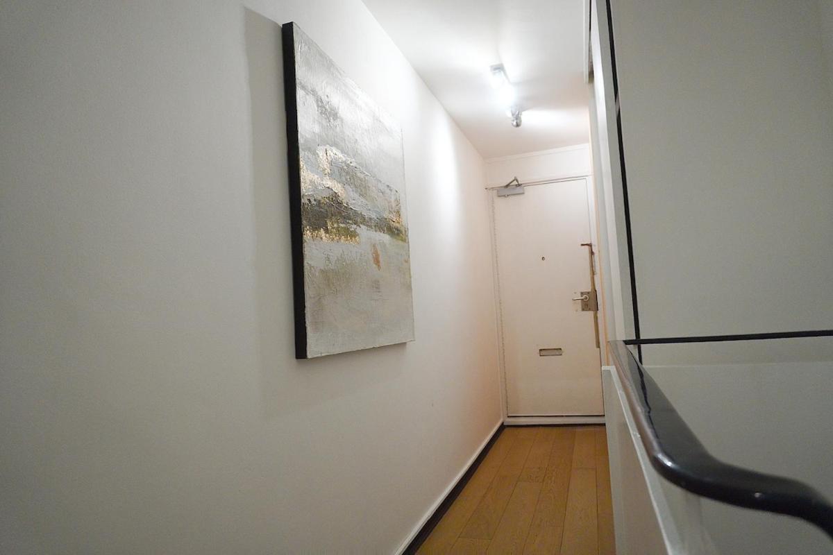 Classy Portobello Road 3 Bed Duplex