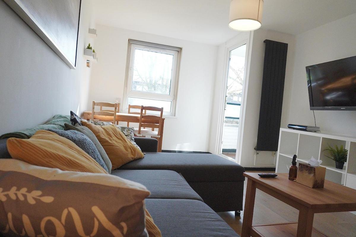 Classy Portobello Road 3 Bed Duplex